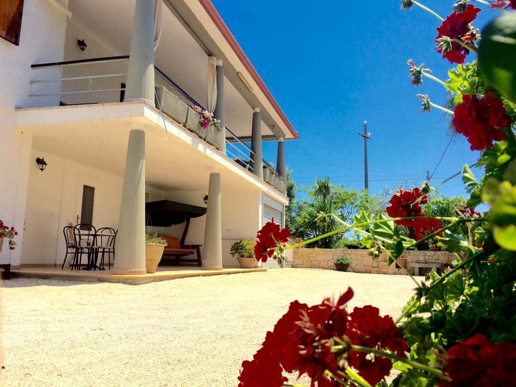 B&B All'Ombra Degli Ulivi Ostuni Exterior photo